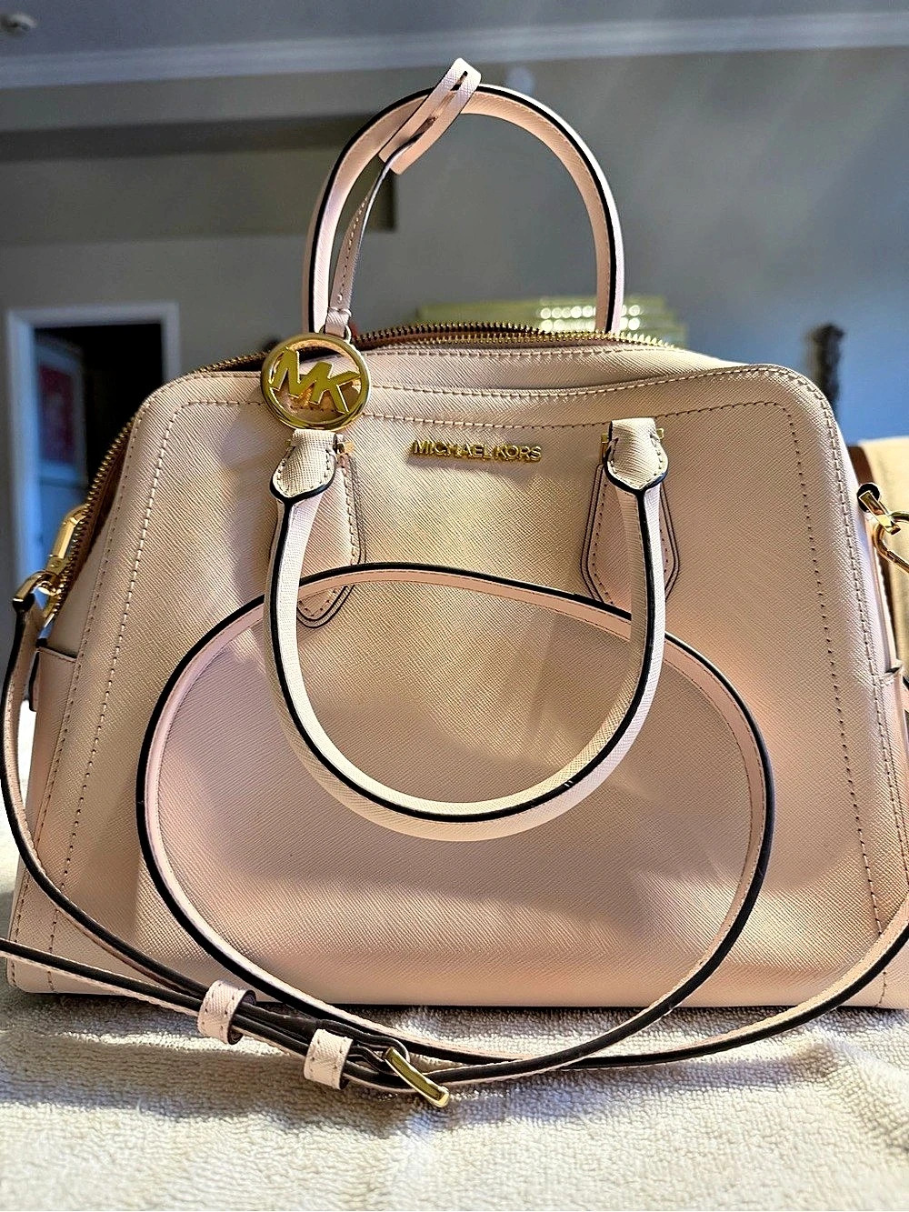 Michael Kors Ayden Medium Pink Saffiano Leather Dome Satchel Bag — Excellent!